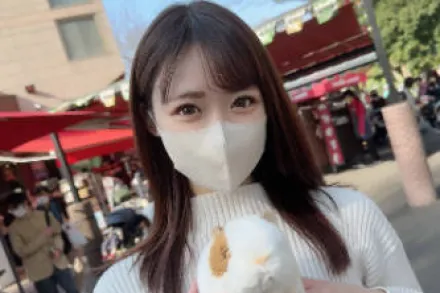 FC2-PPV-3750309 从学生时代就对我有好感的可爱学妹