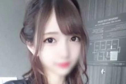 FC2-PPV-4625579 一样美丽苗条的女孩