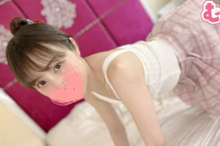 FC2-PPV-4788712 顶级超短裙少妇按摩师