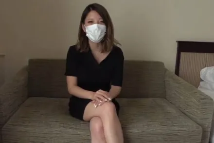 FC2-PPV-3190614 患有精神疾病的漂亮店员