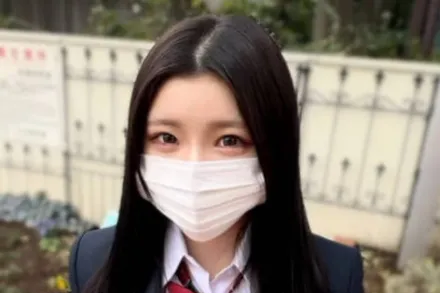 FC2-PPV-4652724 女孩乞求被中出