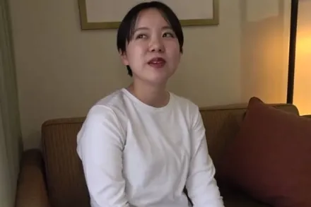 FC2-PPV-3012843 现役女优也能在里面射精