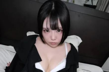 FC2-PPV-4681411 与G罩杯进行原始中出性爱