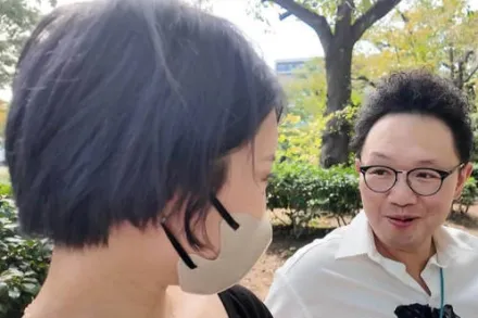 FC2-PPV-4592338 在男友面前进行激烈性爱