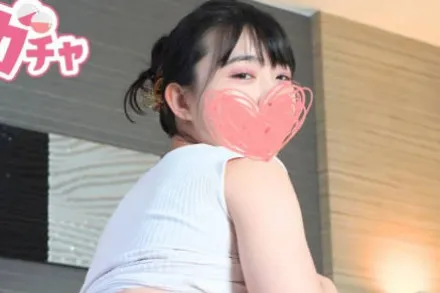 FC2-PPV-4639713 黑发的JD按摩女郎