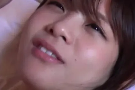 FC2-PPV-4670102 纯真女孩的秘密性爱视频