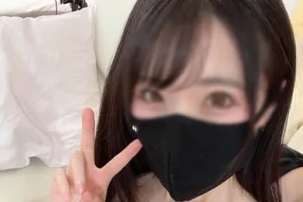 FC2-PPV-4594529 深深的法式热吻