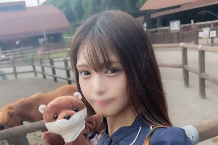 FC2-PPV-4559771 露脸再遇制服妹进化F罩杯