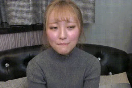 FC2-PPV-4673973 白色苗条body连发