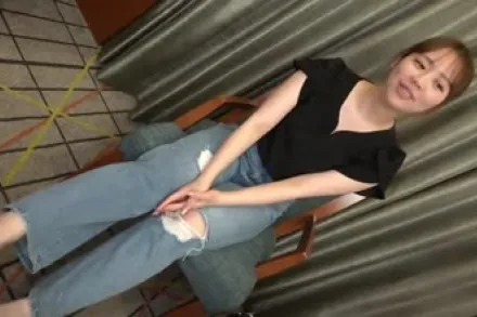 FC2-PPV-4548145 曾是大型航空公司国际航线CA的美女