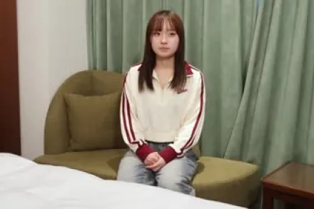 FC2-PPV-4724363 被巨根插入处女消失