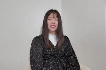 FC2-PPV-4528449 纯真无垢的大学生被老头玩弄到中出