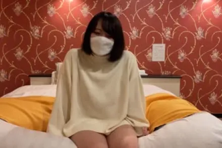 FC2-PPV-4532726 H杯女大学生20岁揉捏敏感巨乳的同时用生鸡巴让她高潮中出