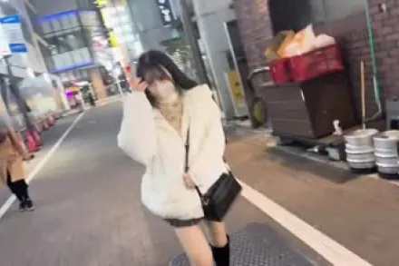 FC2-PPV-4535120 有名偶像冲击初登场