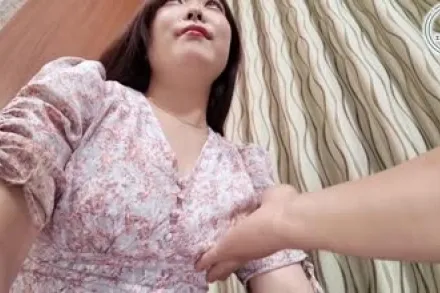 FC2-PPV-4725096 G杯微微下垂胸部