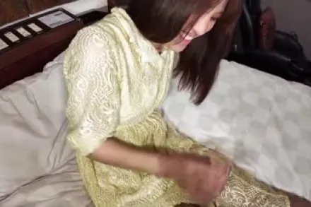 FC2-PPV-4517869 在成为空乘之前怀孕