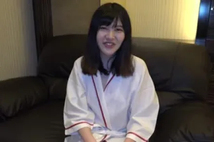 FC2-PPV-4732107 身高170cm美苗条20岁清纯认真性格背后潜藏的超级淫乱