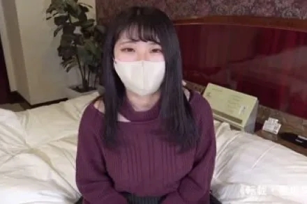 FC2-PPV-4484038 白皙清纯短大生20岁