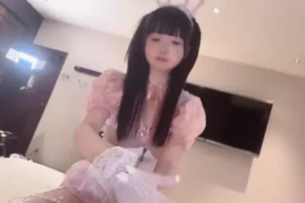 FC2-PPV-4734294 沉浸感MAX的兔子种付体验