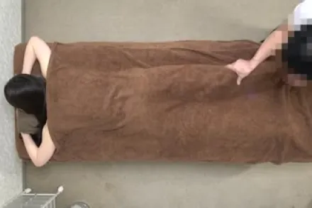 FC2-PPV-4493943 敏感乳头纤细美女敏感阴户