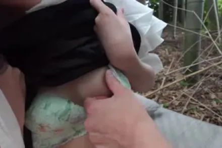 FC2-PPV-4502602 用过于软弱的表情把好奇心旺盛的运动女带到竹林里