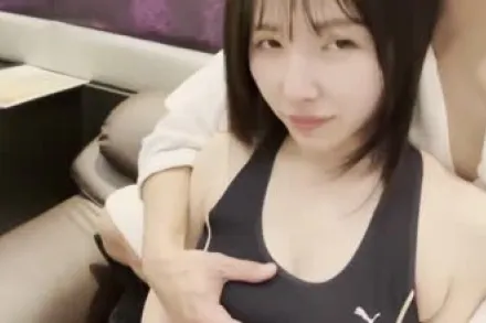 FC2-PPV-4380995 拥有欲求不满的身体的年轻妻子