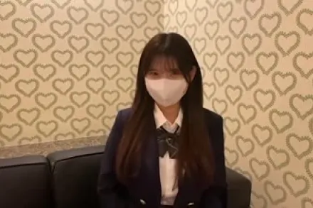 FC2-PPV-4408831 啦啦队女孩人生初生中出