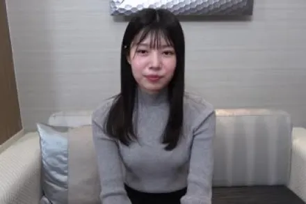 FC2-PPV-4737442 素朴可爱白皙苗条盒子无垢少女