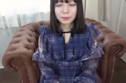 FC2-PPV-4317426 一个可爱听话的女孩