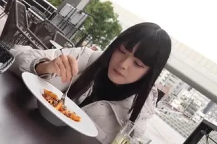 FC2-PPV-4310014 迷失方向的小羊