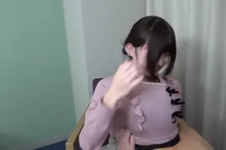 FC2-PPV-4347402 乡下出生乡下长大的不谙世事方言女孩