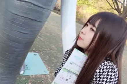 FC2-PPV-4208743 邻家小妹