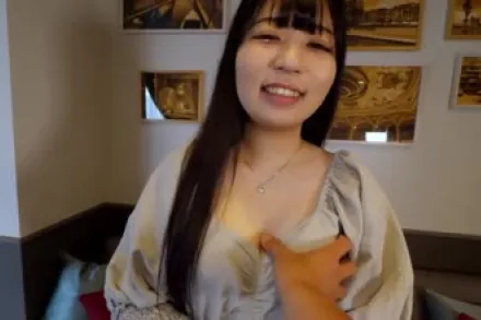 FC2-PPV-4205235 压倒性透明感的千金小姐小优酱