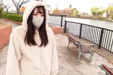 FC2-PPV-4149597 时薪900日元的超市收银员