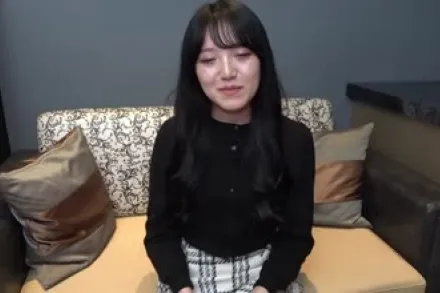 FC2-PPV-4221034 未熟身体初生肉棒