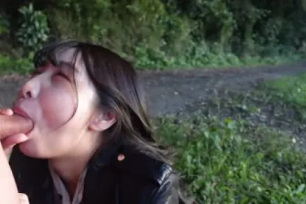 FC2-PPV-4200123 学校时代她