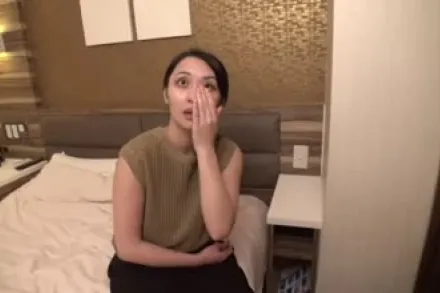 FC2-PPV-4118598 美丽的妻子拥有迷人的身材和强烈的性感