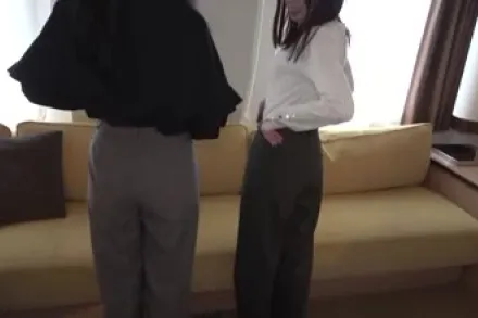 FC2-PPV-3954834 同公司前辈和后辈与两位清纯美丽的少女进行后宫性爱