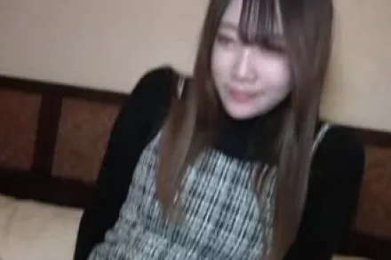 FC2-PPV-4025291 与身高173cmE罩杯酷似梅露的美女激情性爱