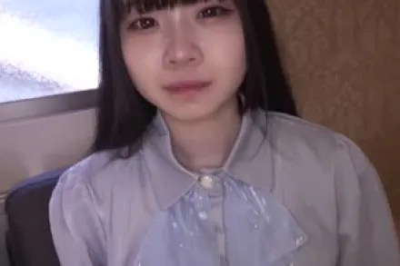 FC2-PPV-4745683 绝色美女的裸体服装店店员