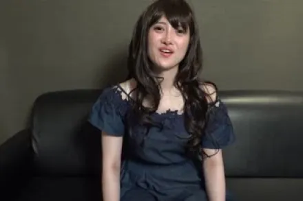 FC2-PPV-4549332 狂叫中大量潮喷全身湿透欲仙欲死