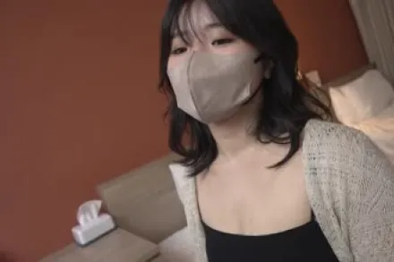 FC2-PPV-3889190 出道前想好好打扮一下脸