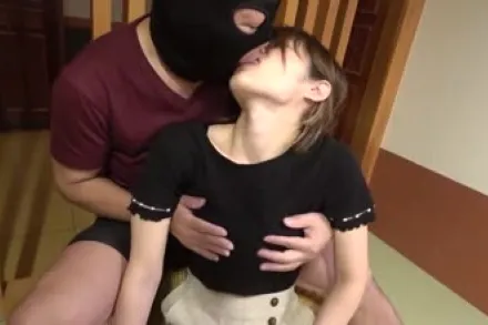 FC2-PPV-3616894 只需被插入就能瞬间达到高潮