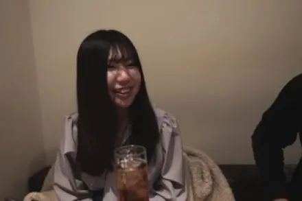 FC2-PPV-3263227 福岛县的纯真乡村女孩来到东京