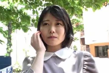 FC2-PPV-4751650 清纯无邪的女大学生