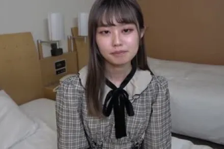 FC2-PPV-3197203 被包养的少女