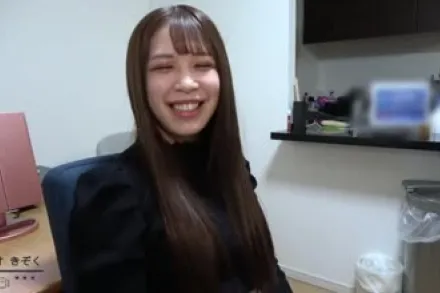 FC2-PPV-3231501 就连秀发也被群射