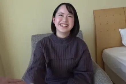 FC2-PPV-3218449 挑逗一位忙碌工作一天后前来放松的职业女性