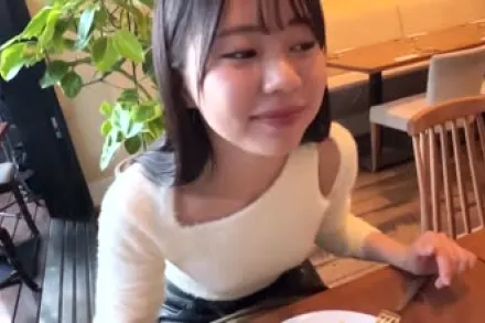 FC2-PPV-4759589 身材超纤细小胸美臀的妹子