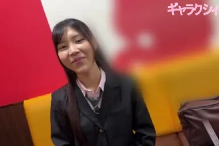 FC2-PPV-4759214 立志成为地下偶像的硬核宅女